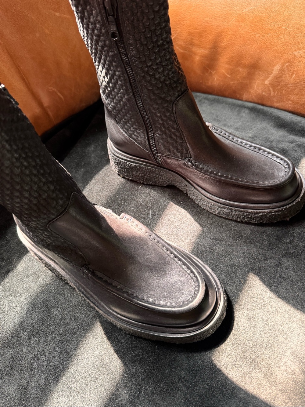 Rag & bone Black Leather Scout Boots over -the-Knee Scrunch adjustable Gum sole - Picture 9 of 17
